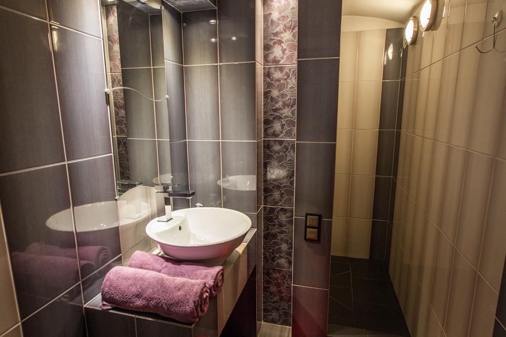 Apartament Tipton Apartment Jelenia Gora Bagian luar foto